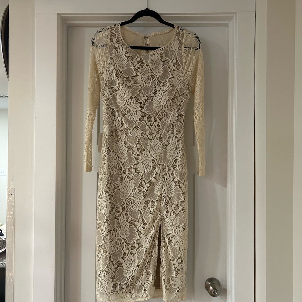 Joyfolie Cream Lace Long Sleeve Dress